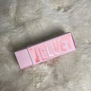 Jeffree Star Velvet Trap Lipstick - Grave Digger NIB